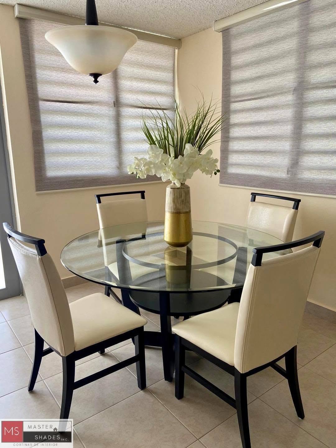 Comedor con Zebra Shades